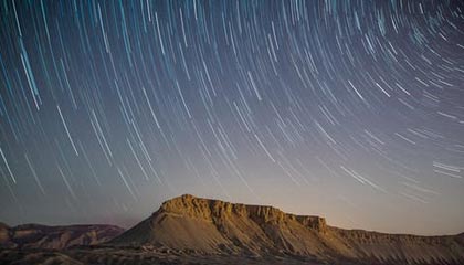 爱游戏首页入口-蝶泳50米划频冠军仅用24次，蝶泳50米记录